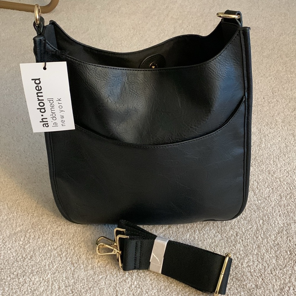 NWT Ahdorned Classic Vegan Faux Leather Messenger Bag w/strap Black